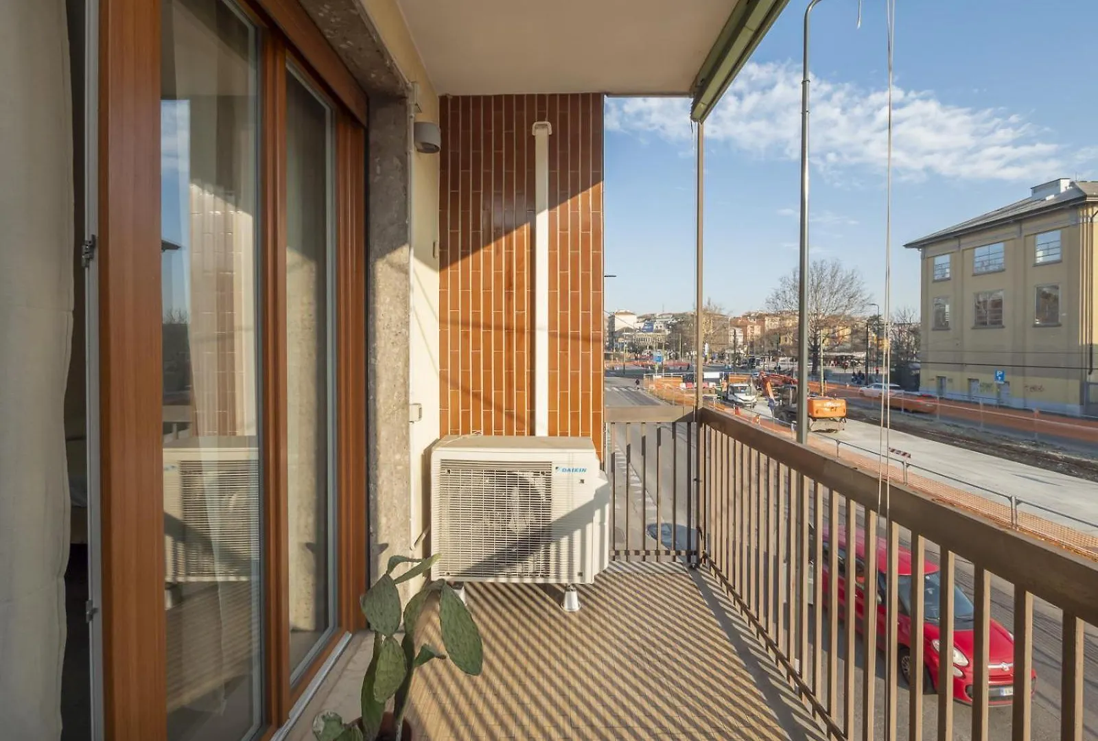 Modern 3 Bedroom With Balcony Steps From San Siro By Rentopolis Milán