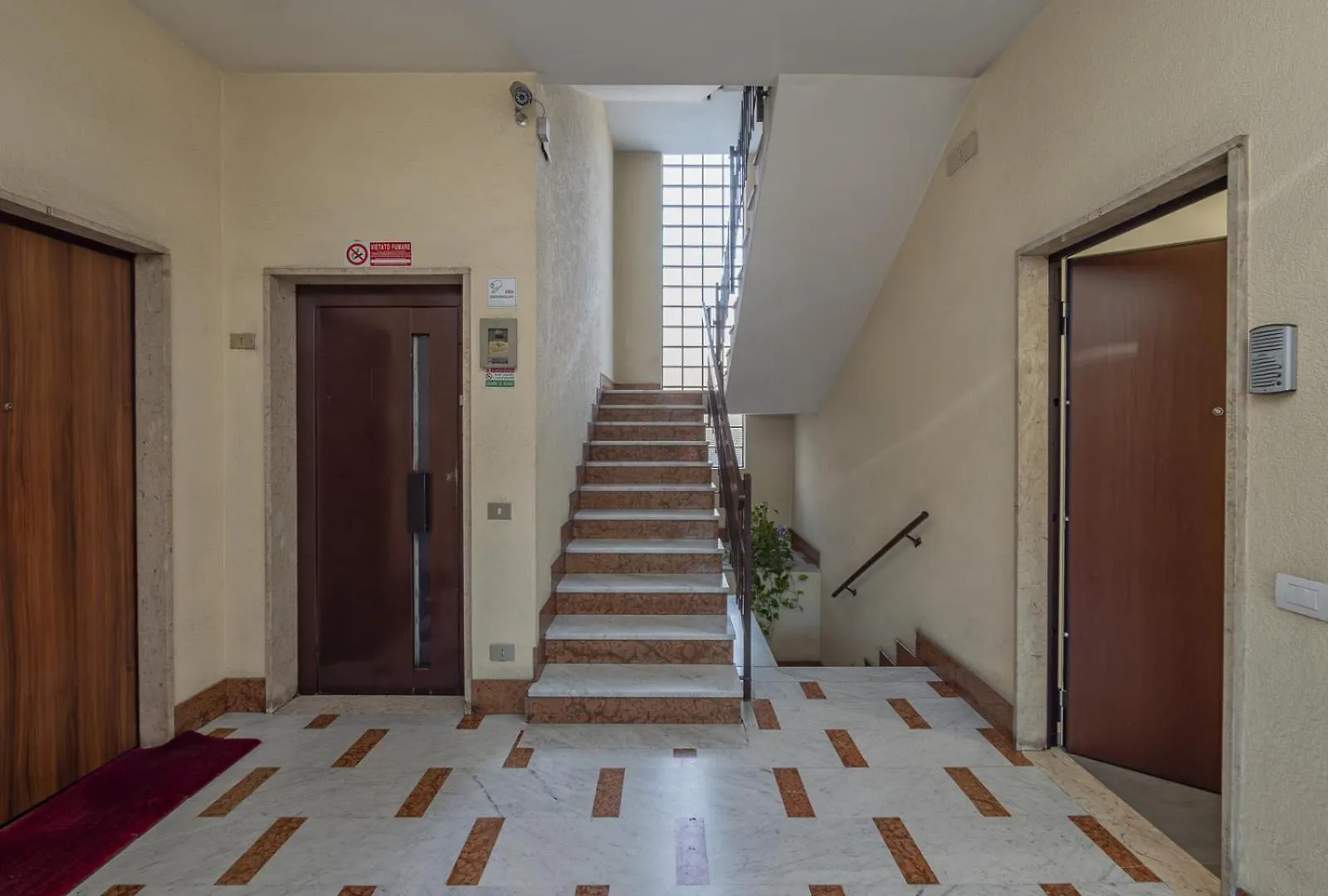 Modern 3 Bedroom With Balcony Steps From San Siro By Rentopolis Milán Apartmán
