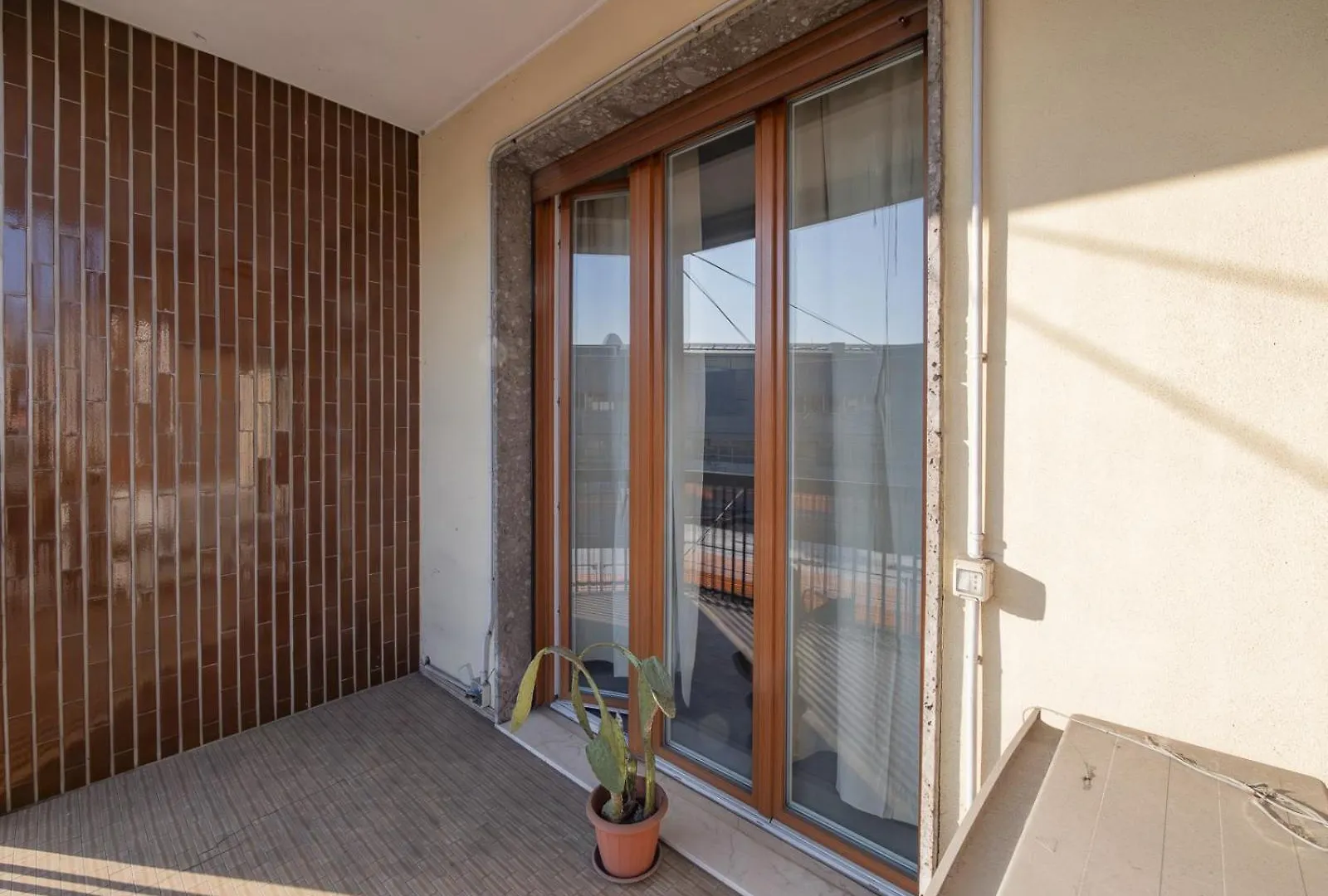Modern 3 Bedroom With Balcony Steps From San Siro By Rentopolis Milán