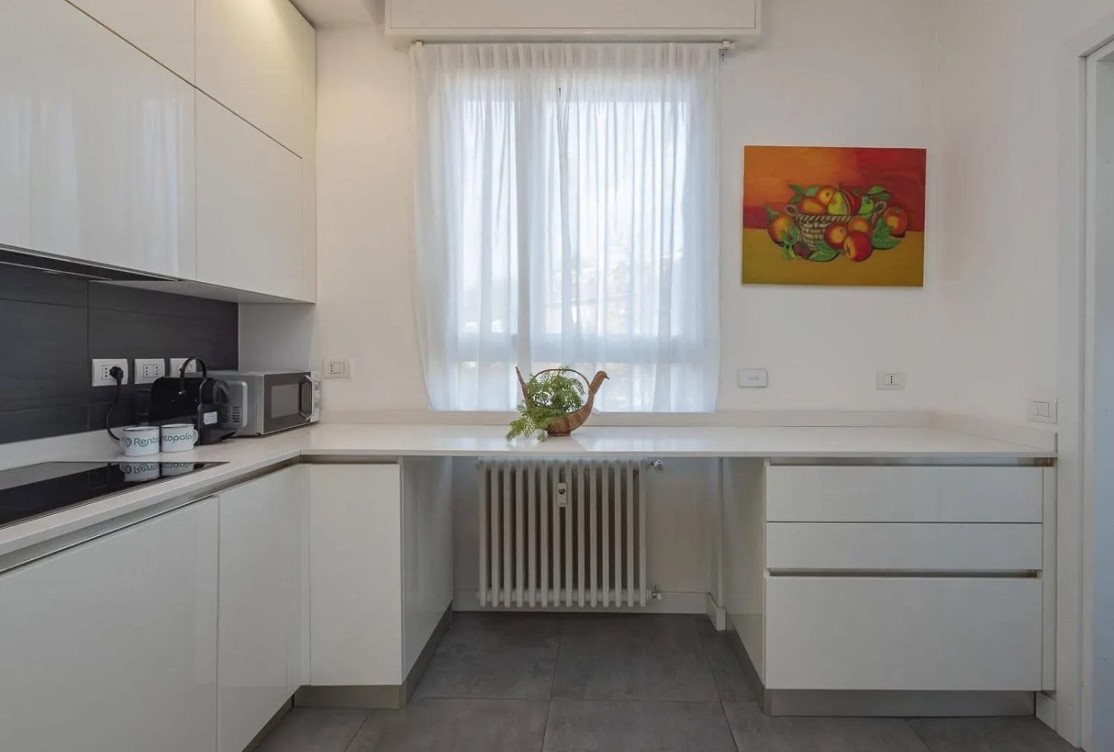 Modern 3 Bedroom With Balcony Steps From San Siro By Rentopolis Milán 0*,