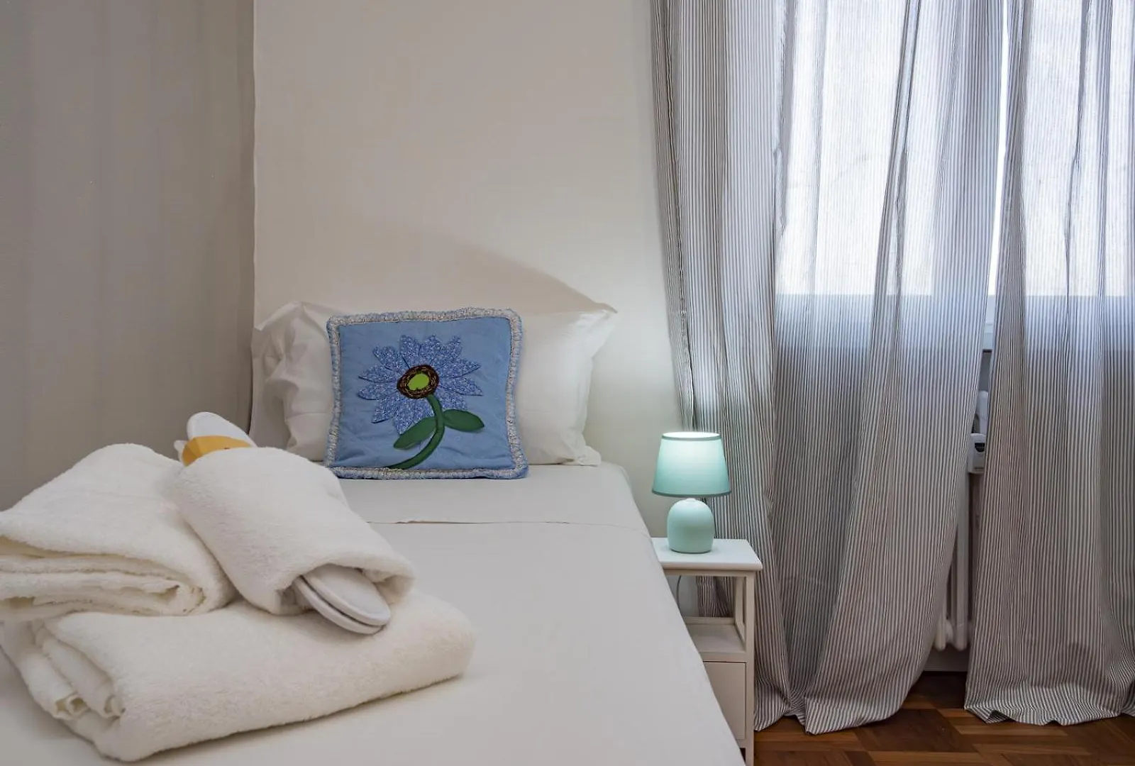 Modern 3 Bedroom With Balcony Steps From San Siro By Rentopolis Milán