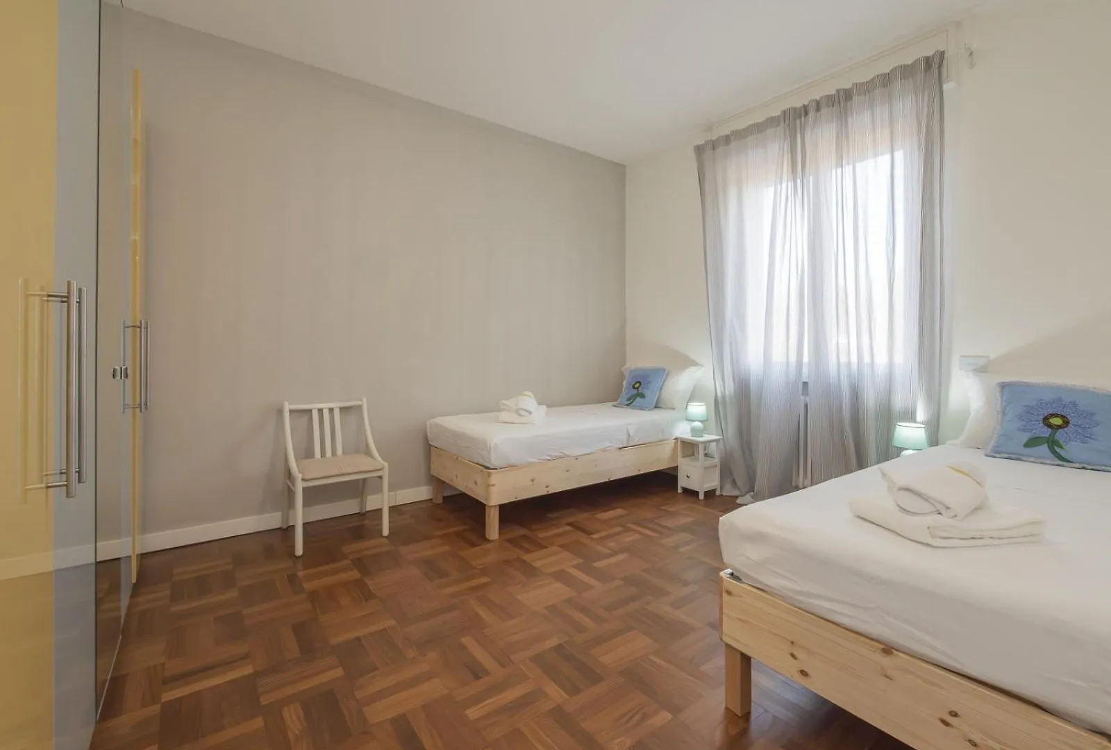 Modern 3 Bedroom With Balcony Steps From San Siro By Rentopolis Milán Apartmán